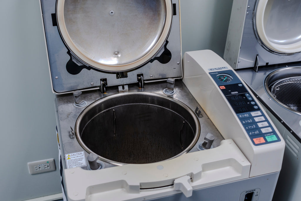 Mastering Autoclaves: Expert Tips for Choosing, Operating, and Maintaining Your Lab Sterilizer