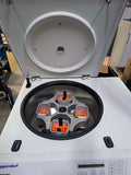 Eppendorf 5810R refrigerated bench top centrifuge with rotor